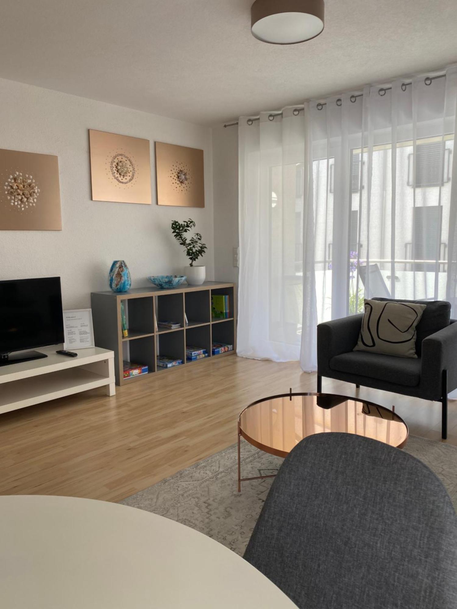 Gemuetliches City Apartment Friedrichshafen Exterior photo